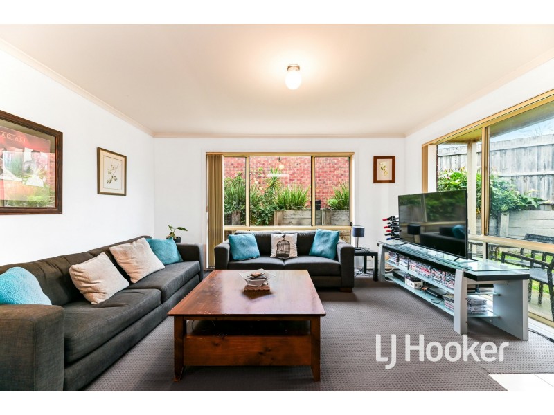 6/5 Glenda Court, Pakenham VIC 3810