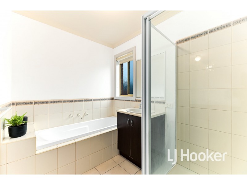 6/5 Glenda Court, Pakenham VIC 3810