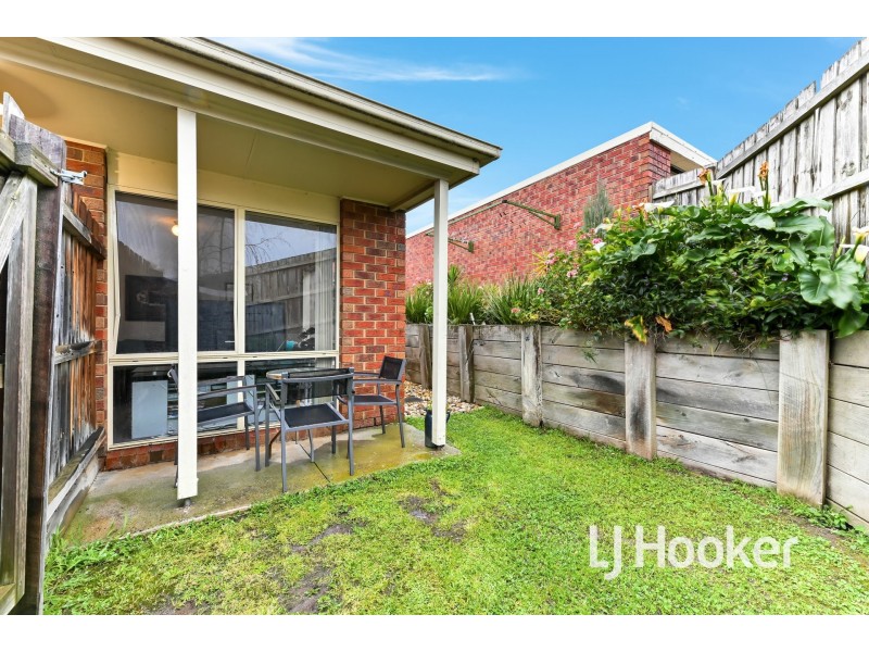6/5 Glenda Court, Pakenham VIC 3810