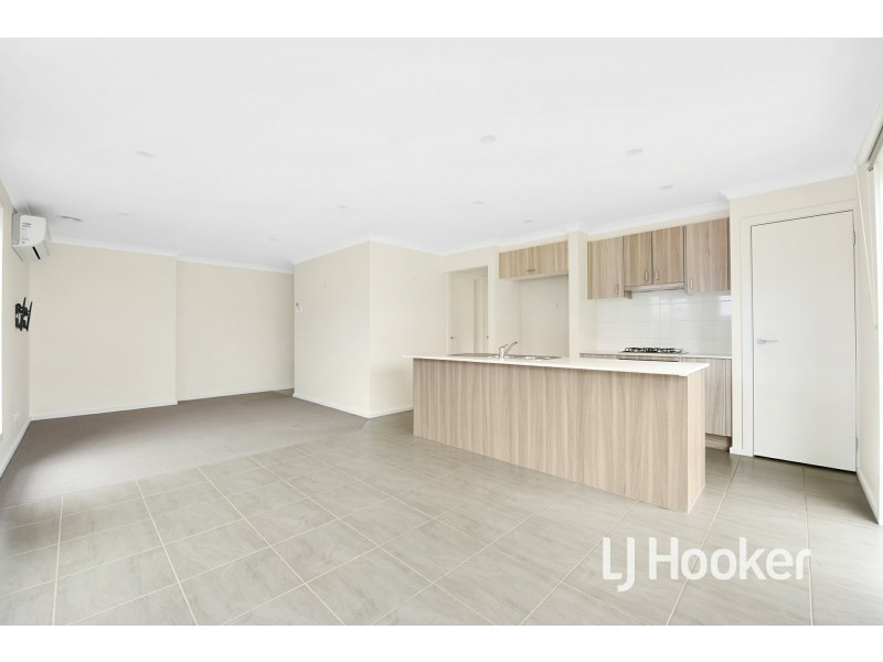 2 Wigan Court, Officer VIC 3809