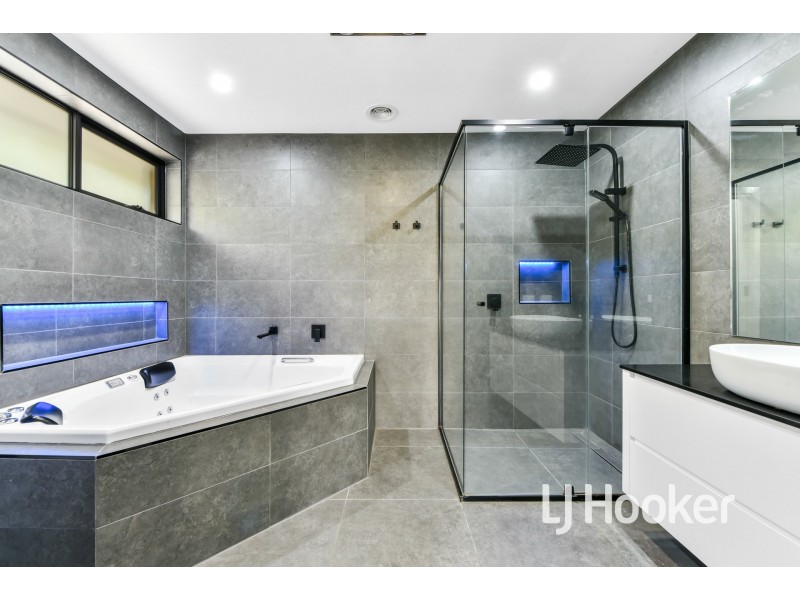 19 Station Street, Lang Lang VIC 3984