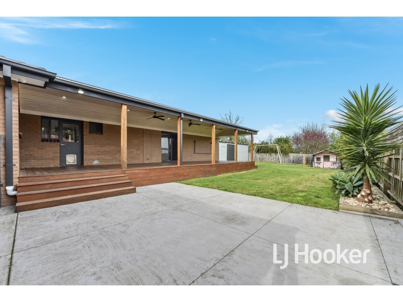 19 Station Street, Lang Lang VIC 3984