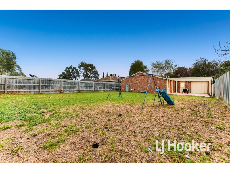 28 Pommel Street, Pakenham VIC 3810