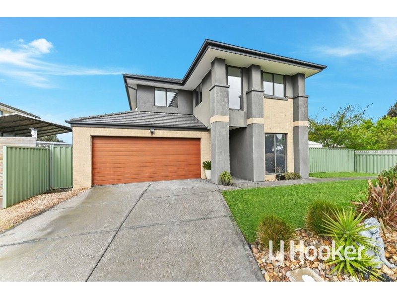34 Dusseldorp Avenue, Pakenham VIC 3810
