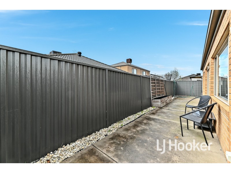 12 Bailey Place, Pakenham VIC 3810