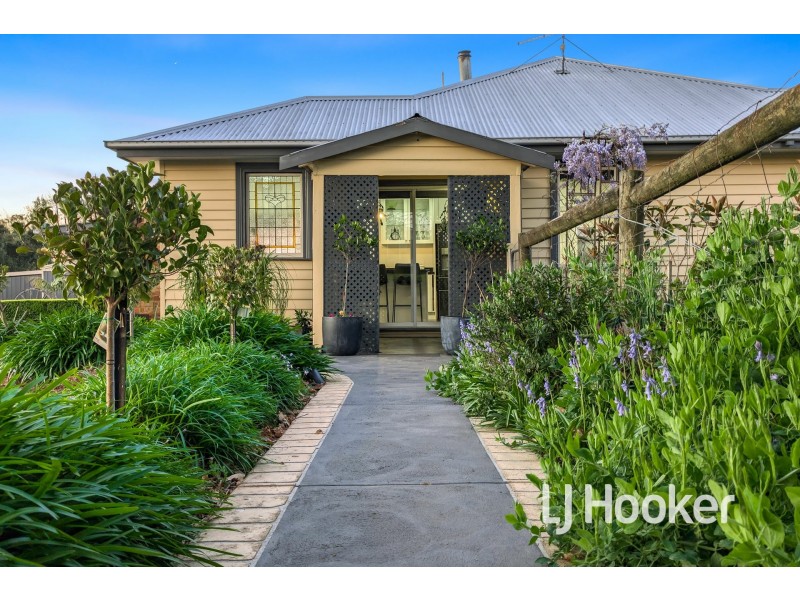 31 Wattletree Road, Bunyip VIC 3815