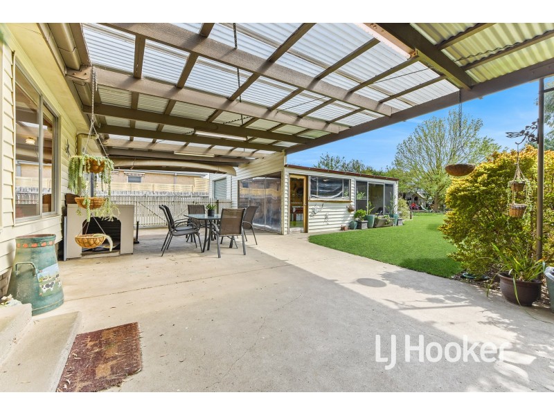 12 Archer Road, Garfield VIC 3814