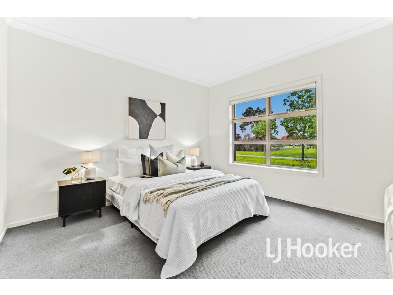 12 Haakman Way, Pakenham VIC 3810