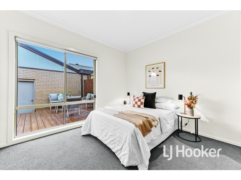 12 Haakman Way, Pakenham VIC 3810