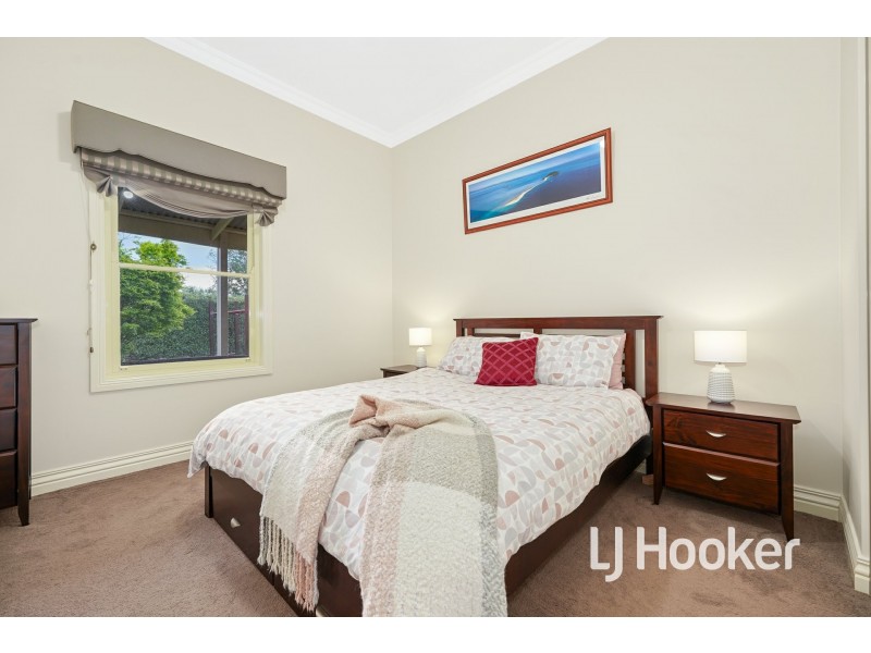 33 Abeckett Road, Bunyip VIC 3815