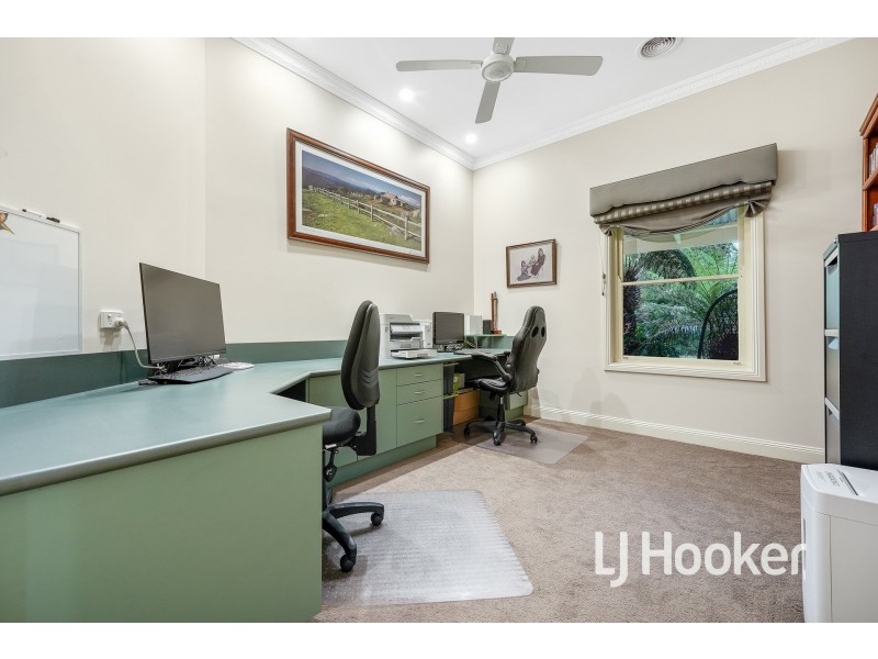 33 Abeckett Road, Bunyip VIC 3815