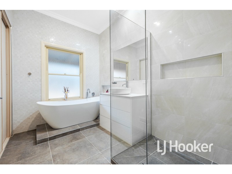 33 Abeckett Road, Bunyip VIC 3815