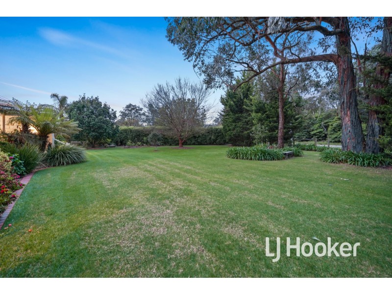 33 Abeckett Road, Bunyip VIC 3815