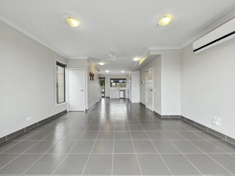 101/141 Windermere Boulevard, Pakenham VIC 3810