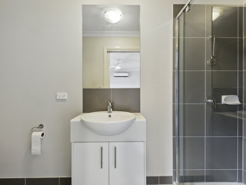 101/141 Windermere Boulevard, Pakenham VIC 3810