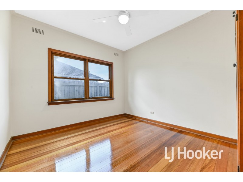 18 John Street, Pakenham VIC 3810