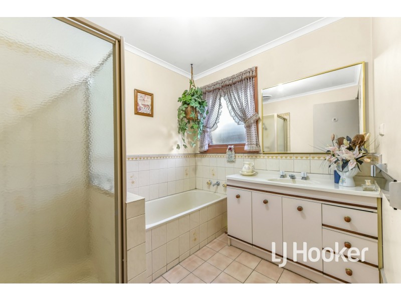 99 Albert Road, Hallam VIC 3803