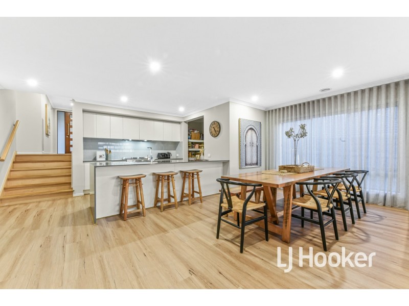 121 Grandvue Boulevard, Officer VIC 3809