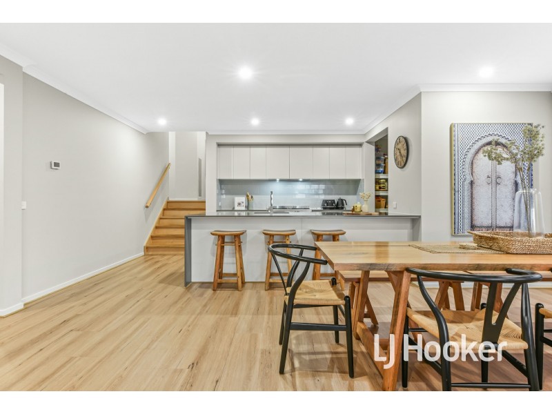 121 Grandvue Boulevard, Officer VIC 3809