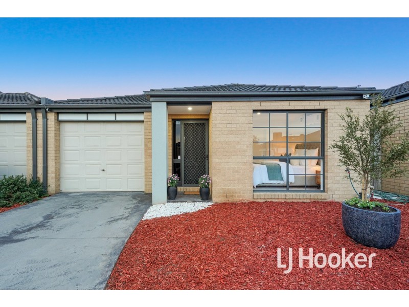 16/7 Syme Road, Pakenham VIC 3810
