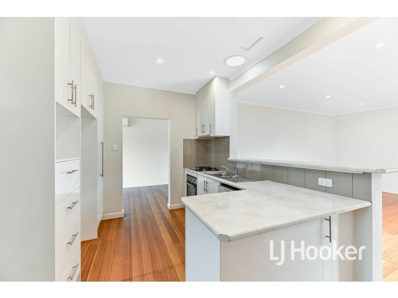 Unit 1/157 Ahern Road, Pakenham VIC 3810