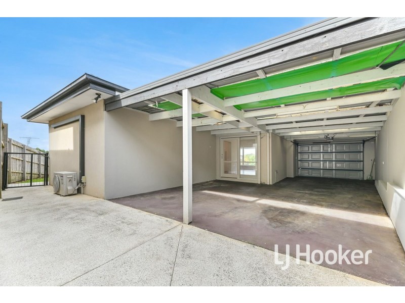 Unit 1/157 Ahern Road, Pakenham VIC 3810