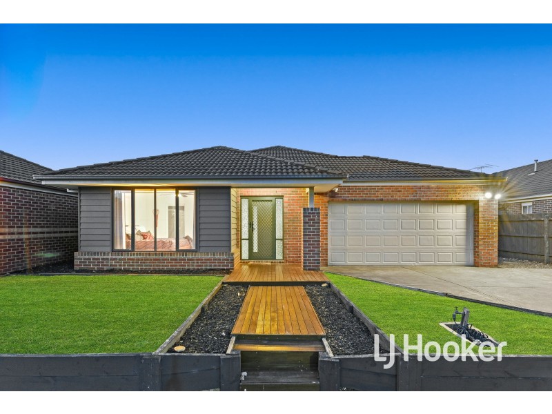 14 Sweet Pea Drive, Pakenham VIC 3810