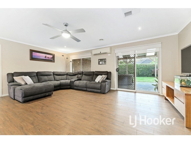 3 Bohemia Crescent, Pakenham VIC 3810