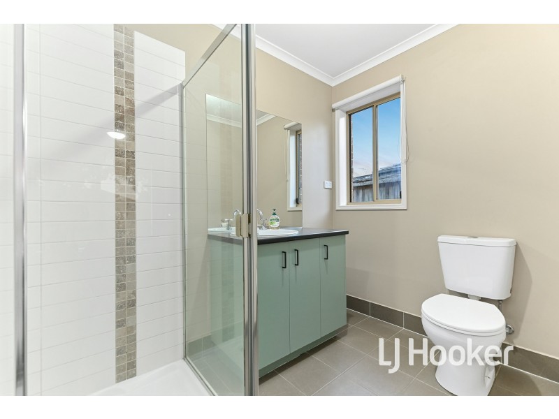 3 Bohemia Crescent, Pakenham VIC 3810