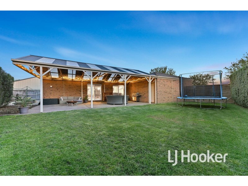 3 Bohemia Crescent, Pakenham VIC 3810