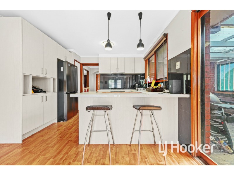 3 Anita Place, Pakenham VIC 3810