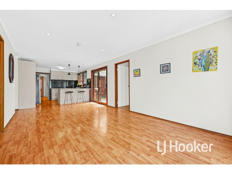 3 Anita Place, Pakenham VIC 3810