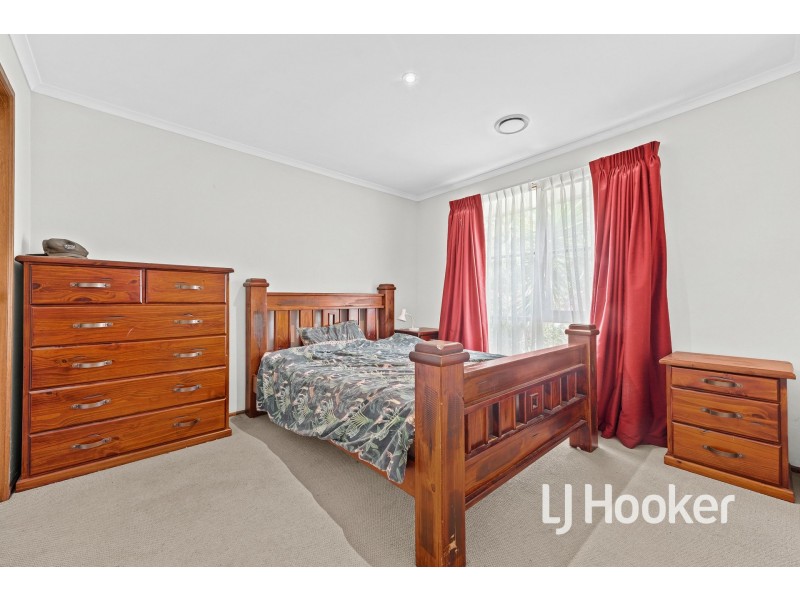 3 Anita Place, Pakenham VIC 3810