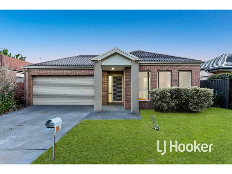 5 Sarton Link, Pakenham VIC 3810