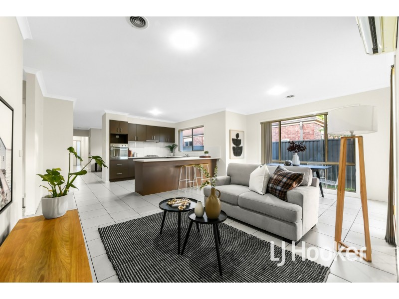 5 Sarton Link, Pakenham VIC 3810