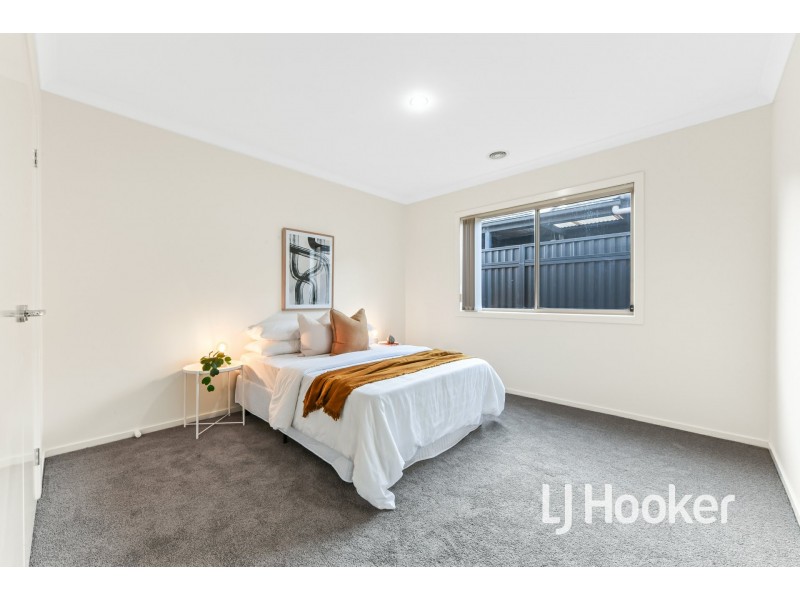 5 Sarton Link, Pakenham VIC 3810