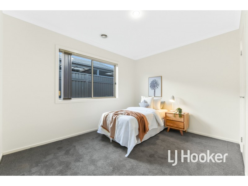 5 Sarton Link, Pakenham VIC 3810