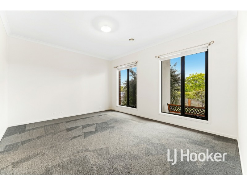 27 Silver Way, Koo Wee Rup VIC 3981