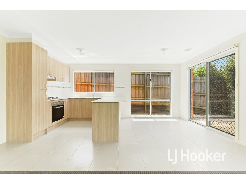 6 Telford Circuit, Drouin VIC 3818