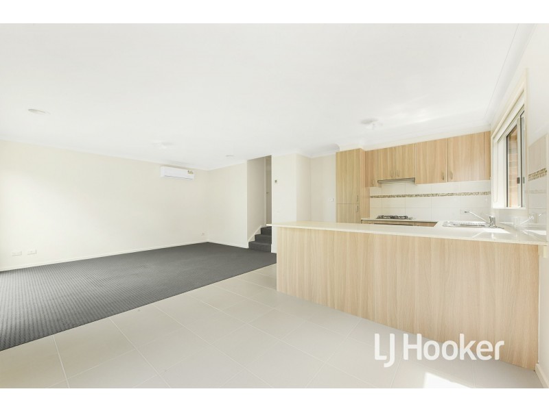 6 Telford Circuit, Drouin VIC 3818