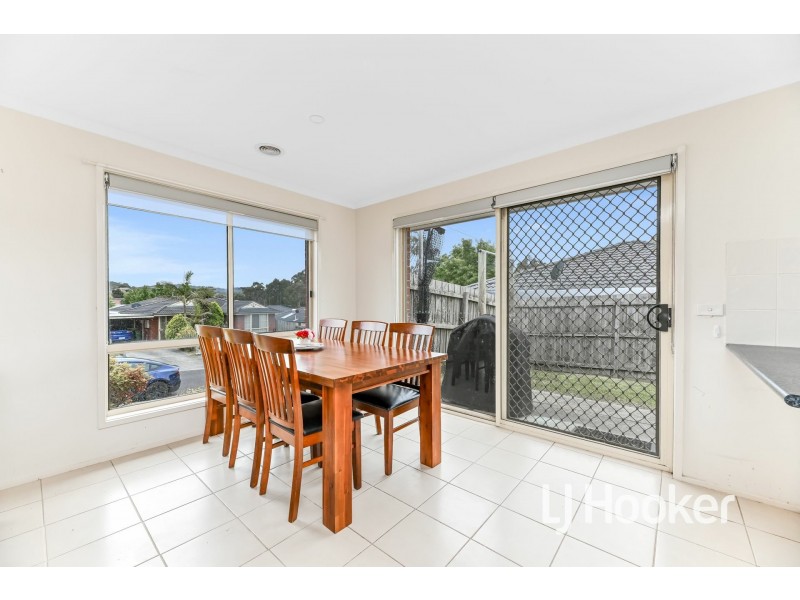 4/38-40 Tuscany Rise, Pakenham VIC 3810