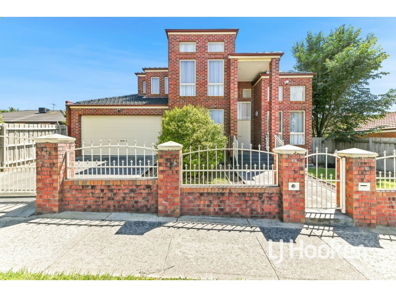 48 Fairholme Boulevard, Berwick VIC 3806