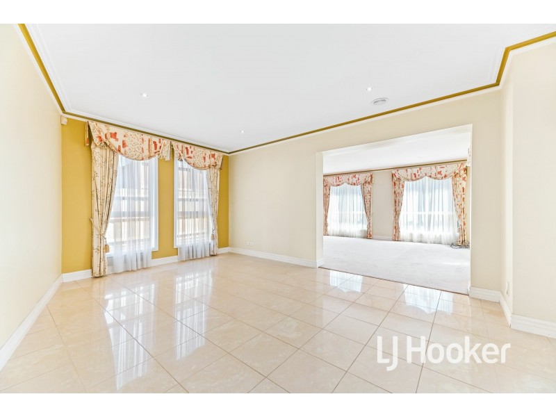 48 Fairholme Boulevard, Berwick VIC 3806