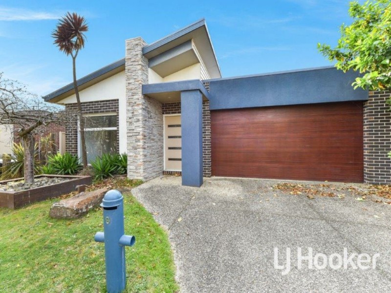 9 Portland Road, Pakenham VIC 3810