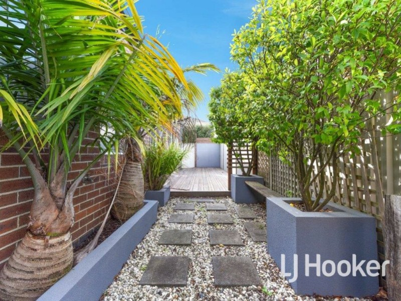 9 Portland Road, Pakenham VIC 3810