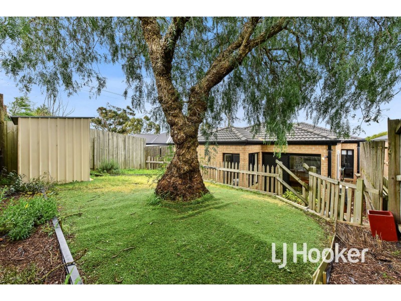 22/103 Army Road, Pakenham VIC 3810