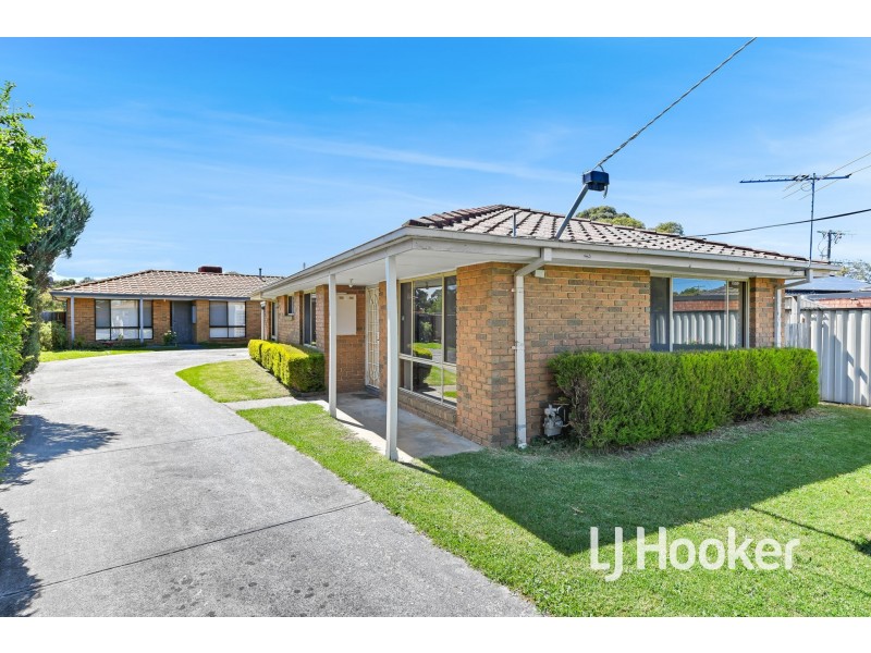 1/3 Parkview Close, Dandenong VIC 3175
