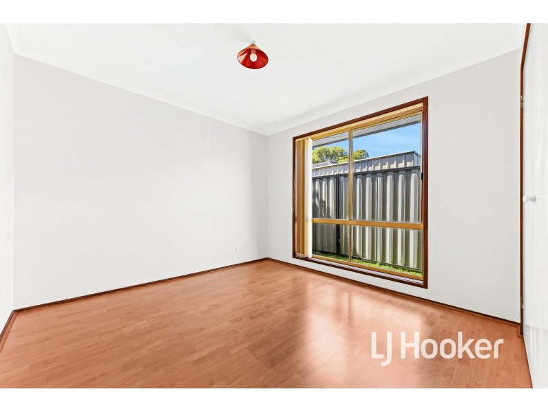 1/3 Parkview Close, Dandenong VIC 3175
