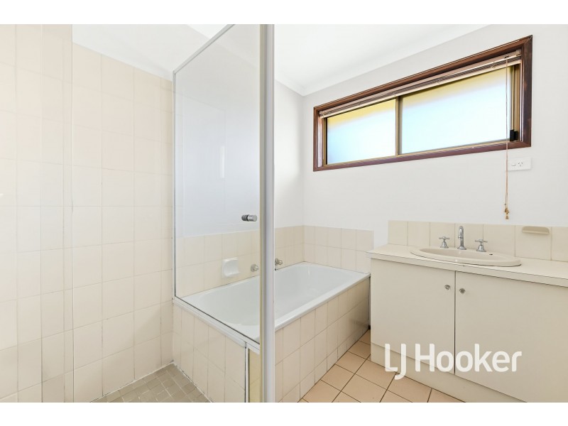 1/3 Parkview Close, Dandenong VIC 3175