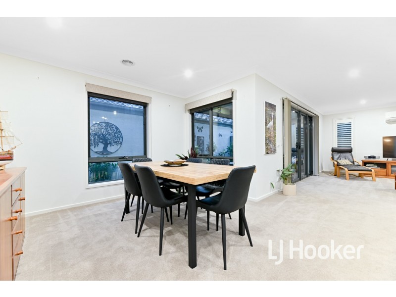 18 Lindeman Street, Berwick VIC 3806